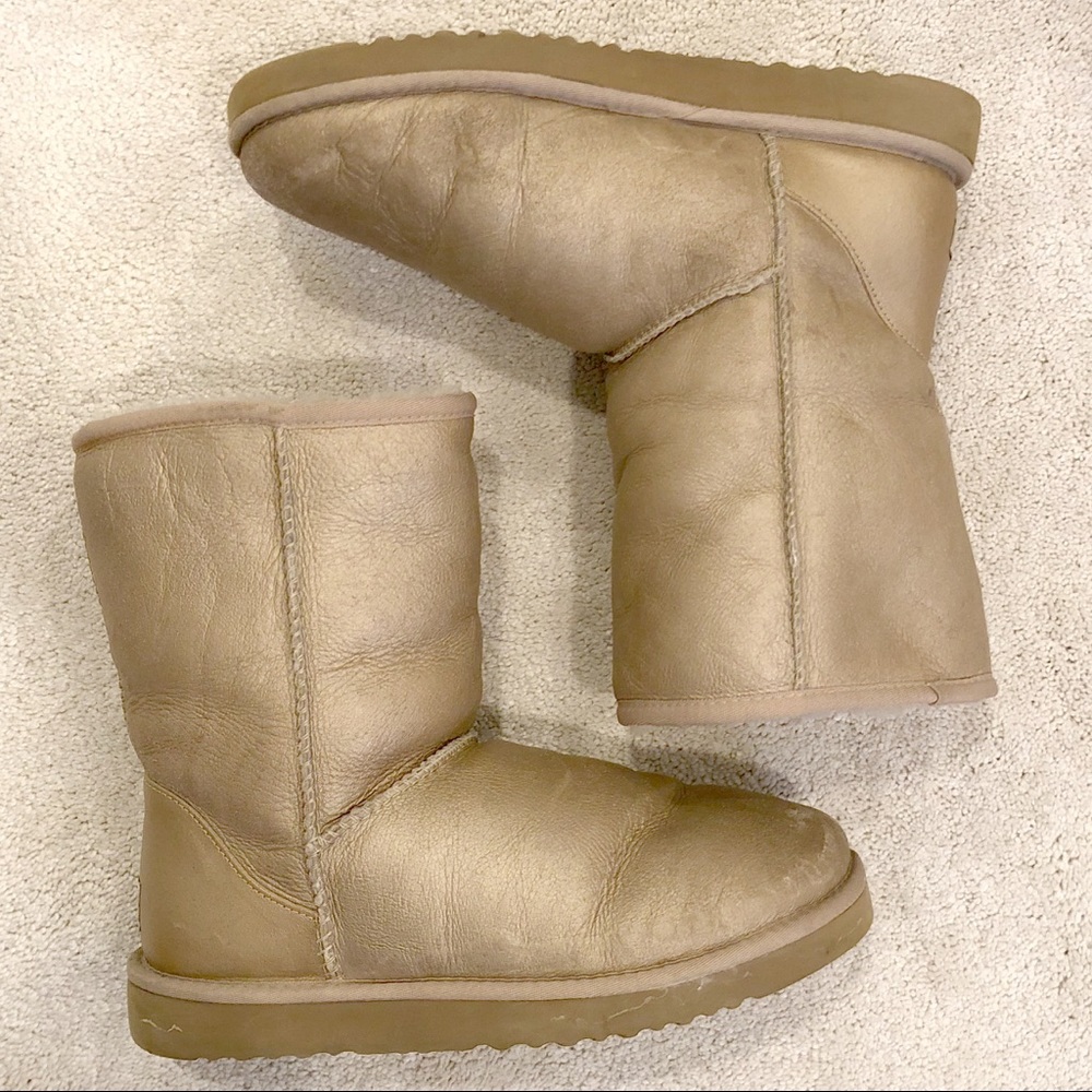 Ugg Classic II Short Boot